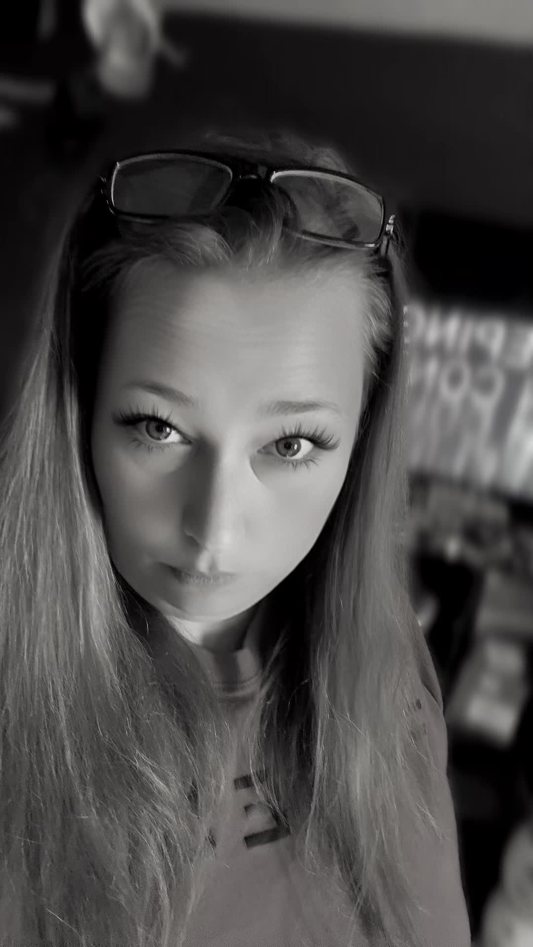 @dirtybishRoxy