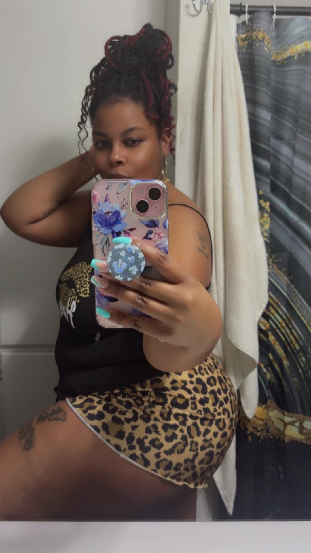 @YaGirlNisha37