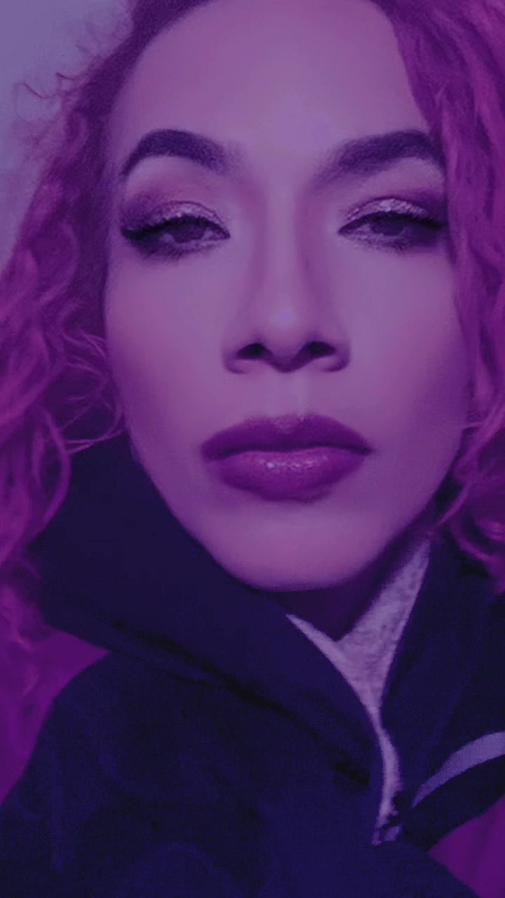 @makeupfromred