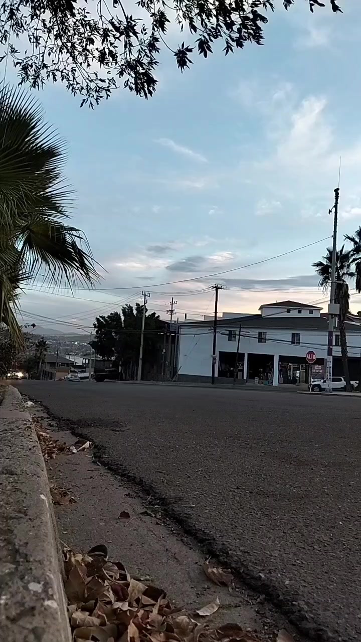@Angel Carl&oacute;n