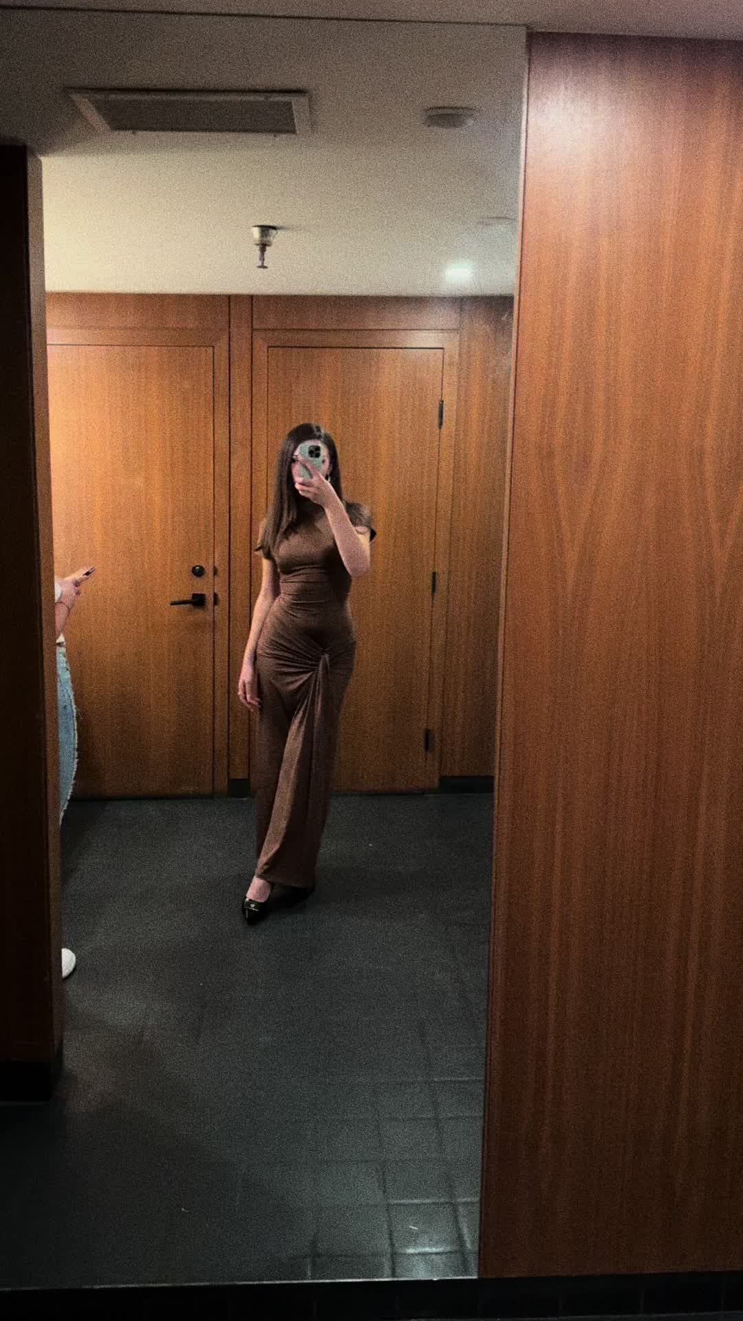 @D