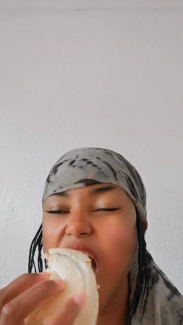 @Lolly_The Hipster0894