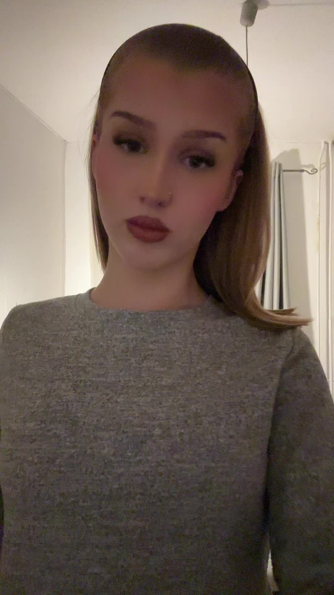 @️