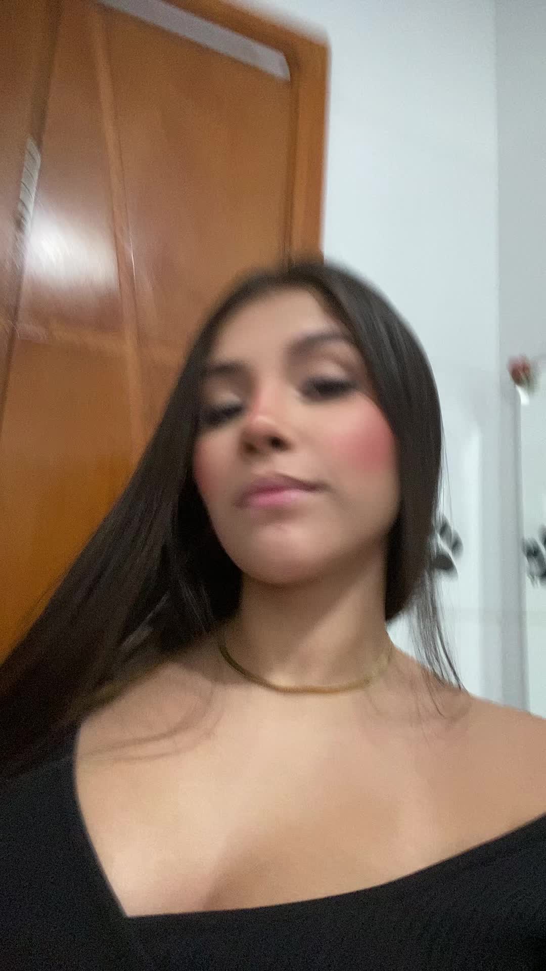 @Lara