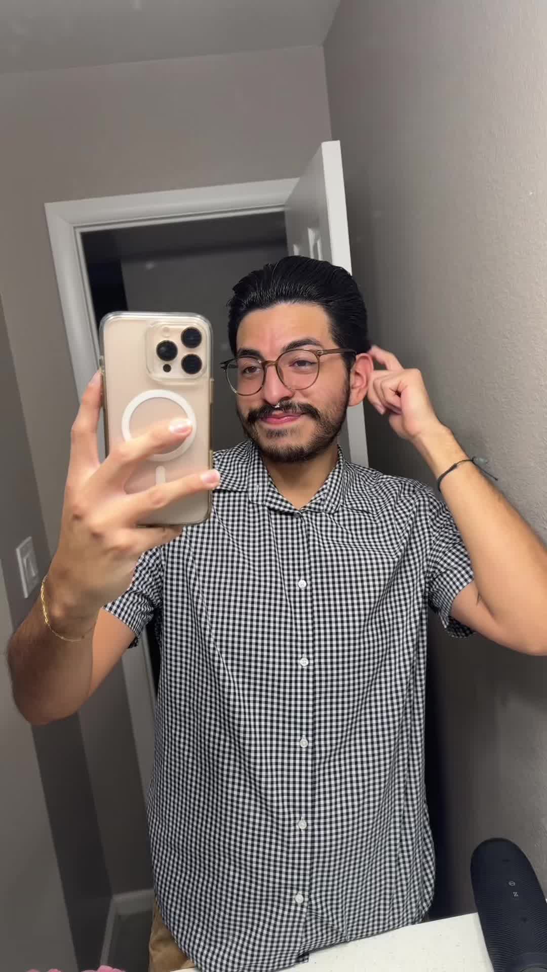 @Elias