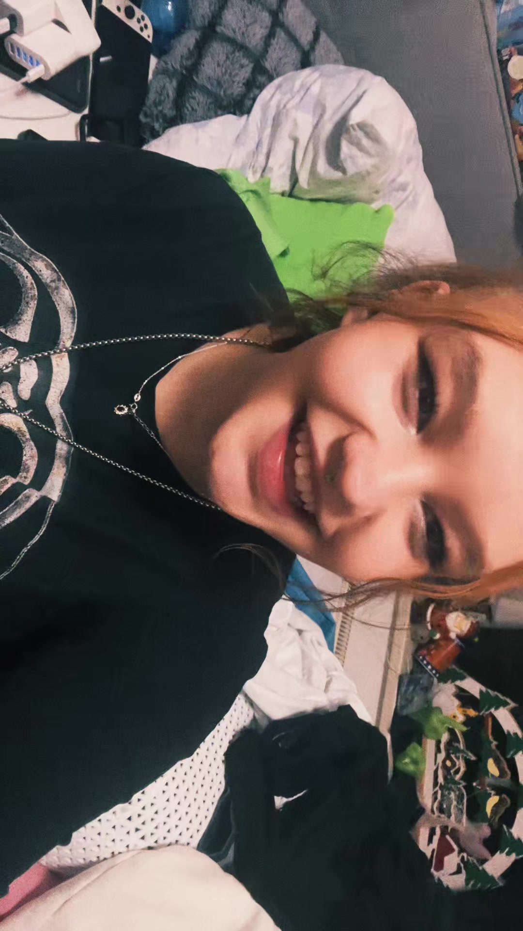 @Deutsche mit Herz🖤🤍❤️