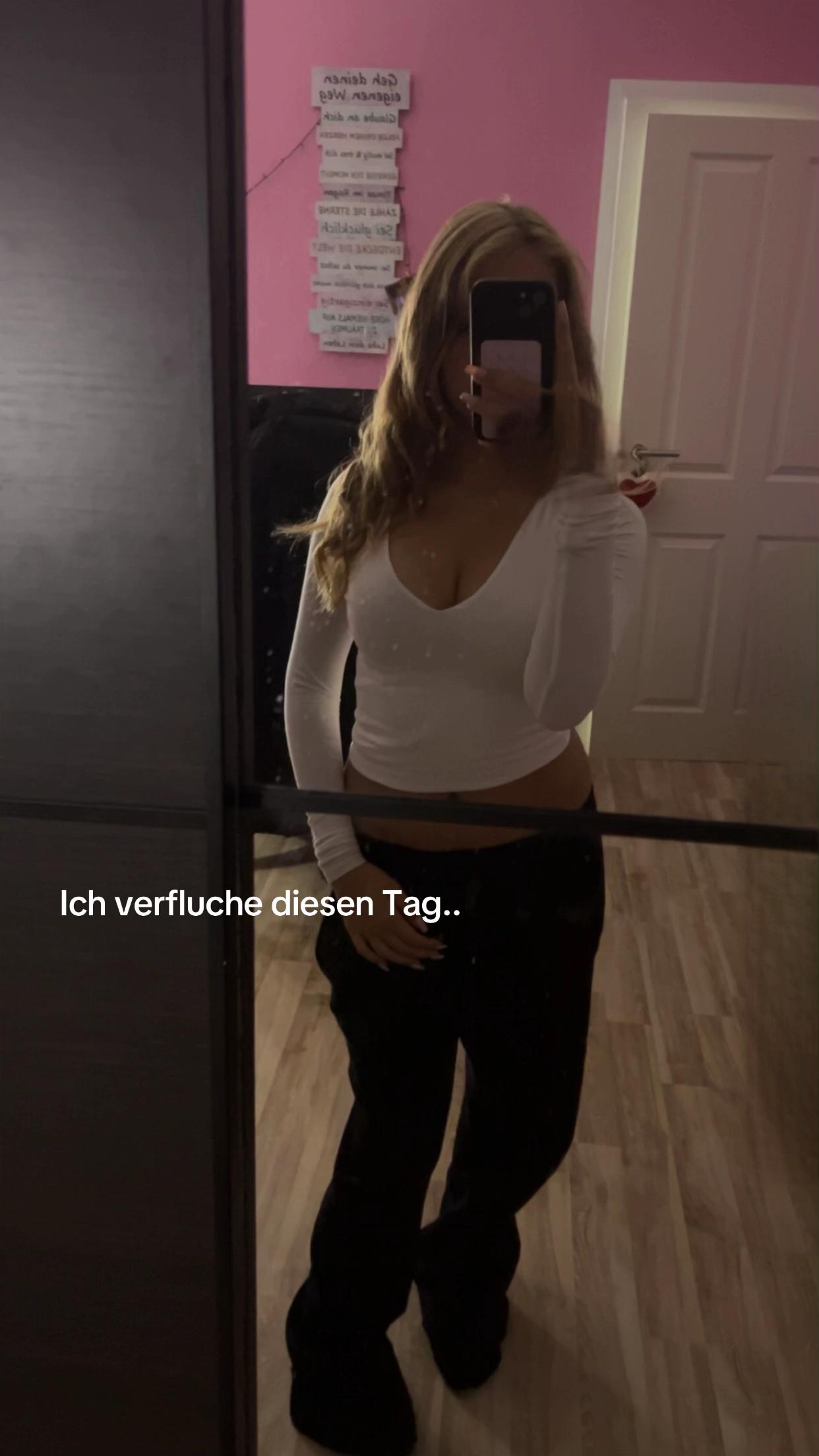 @𝕷𝖆𝖓𝖆
