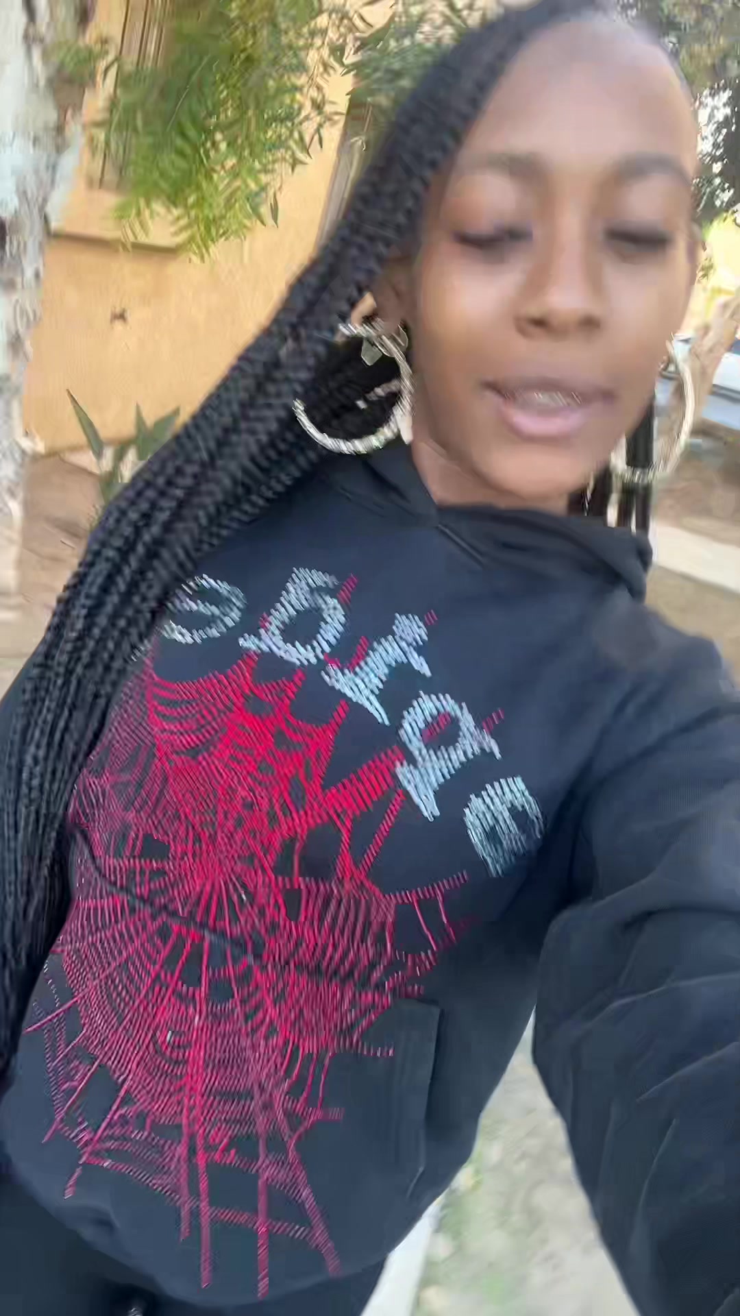 @Dafamousss_e