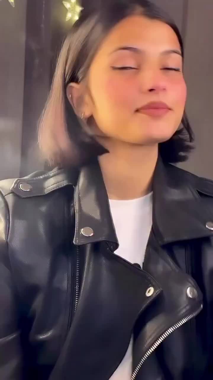@AkshitaDwivedi