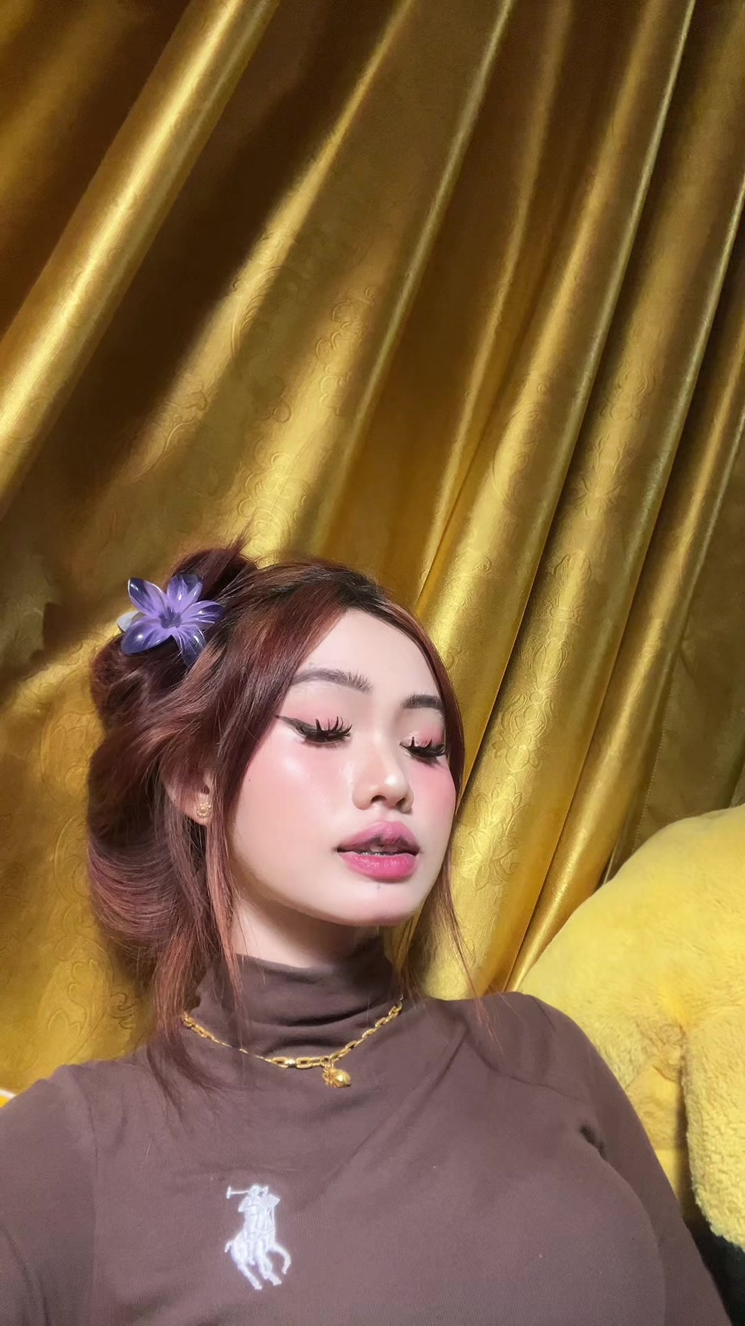 @មួយហ័ង្គ សាឡន