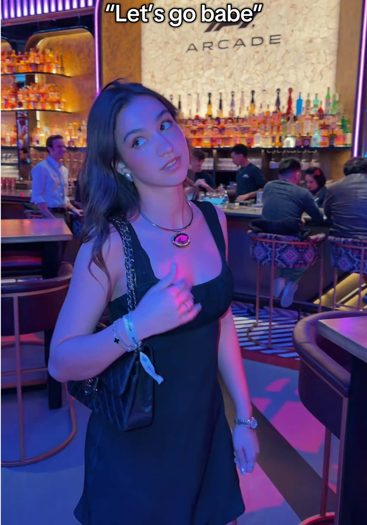 Mika Lafuente💘 (mikaalafuente_) Urlebird