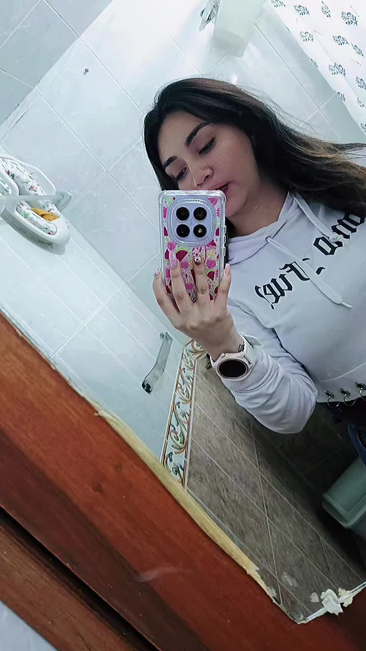 @🤩👩&zwj;👦Angie Rueda🥰👼🏻👣