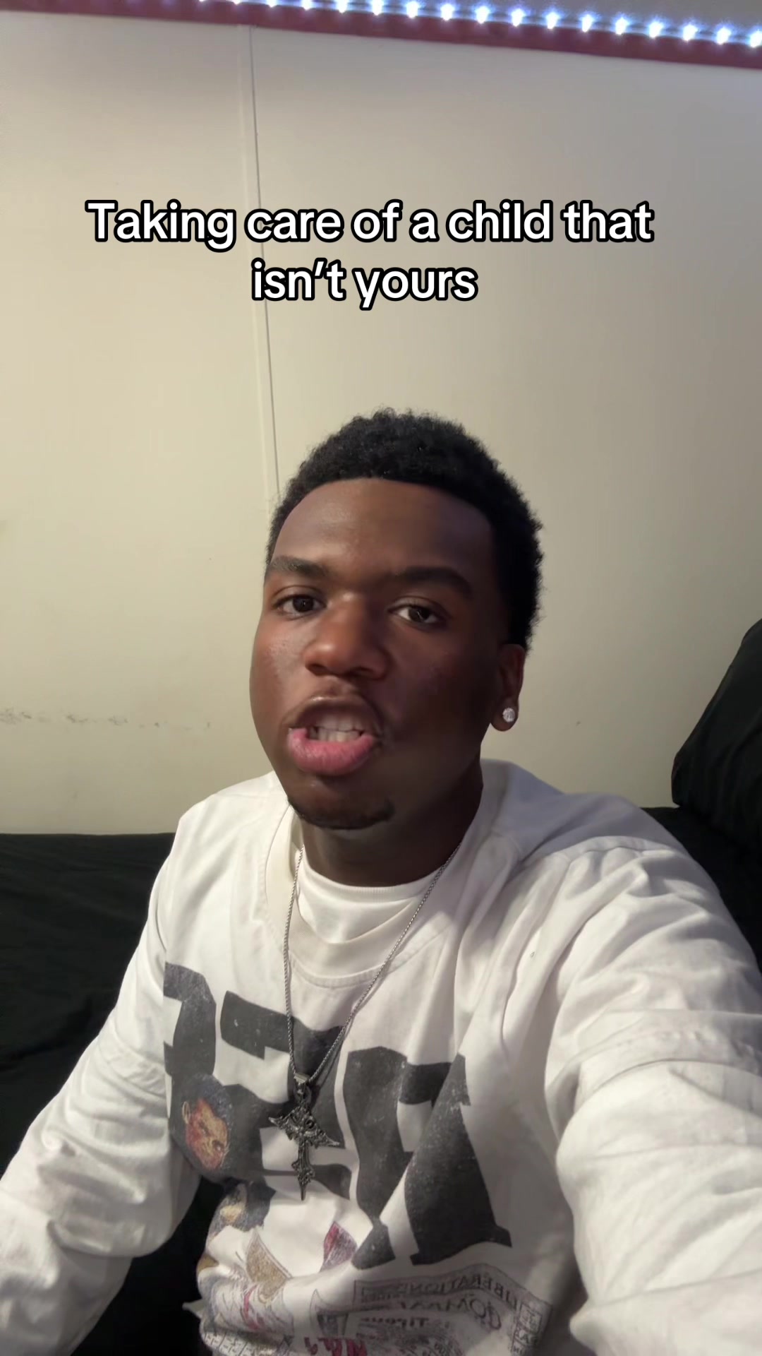 @Kv💕🦇( SUB TO MY YT)