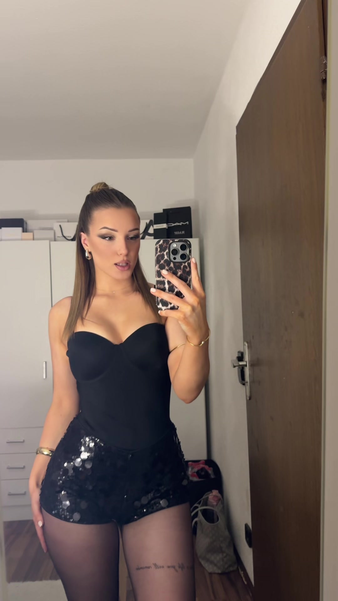 @lanaaa