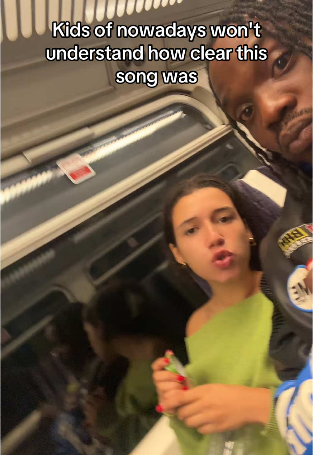 @hotlinetingz