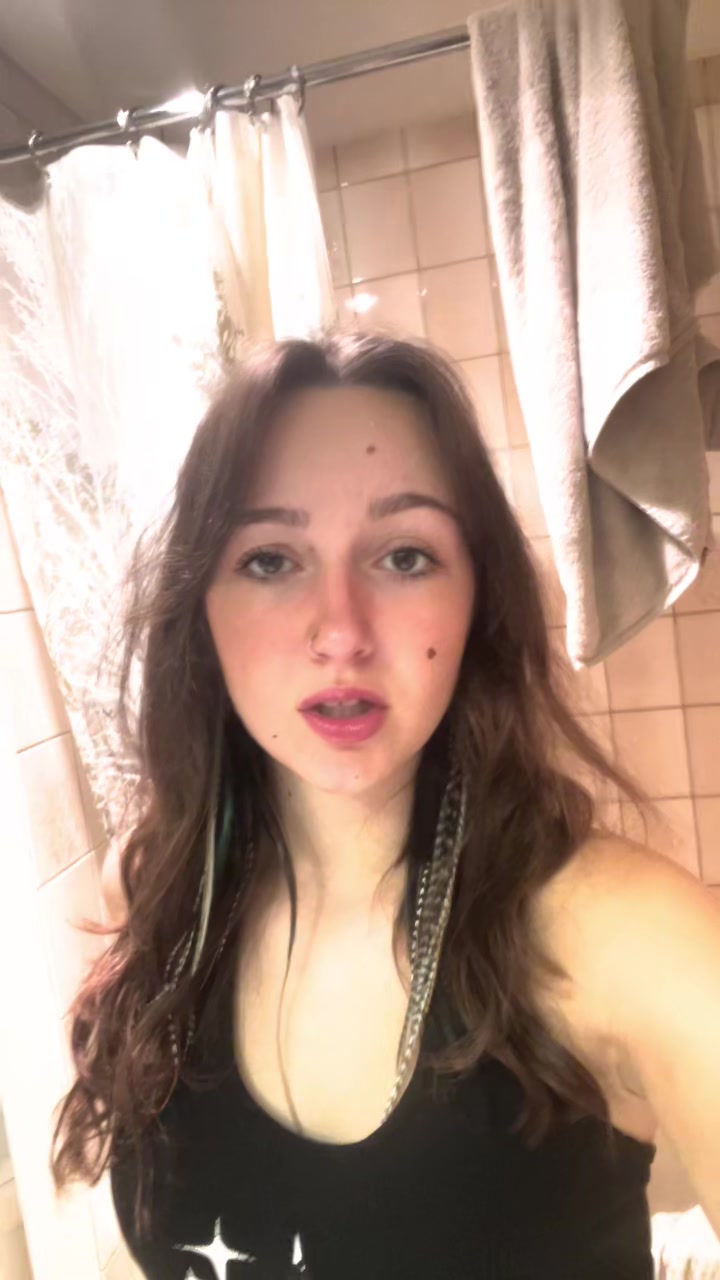 @El&eacute;onore💫