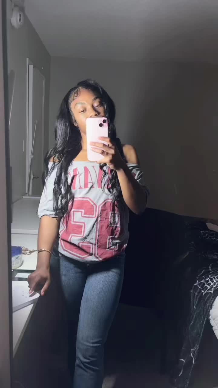 @mikaela