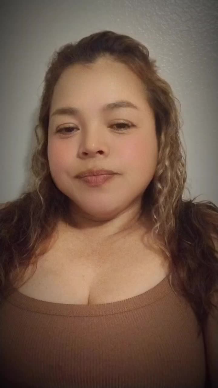 @daniela