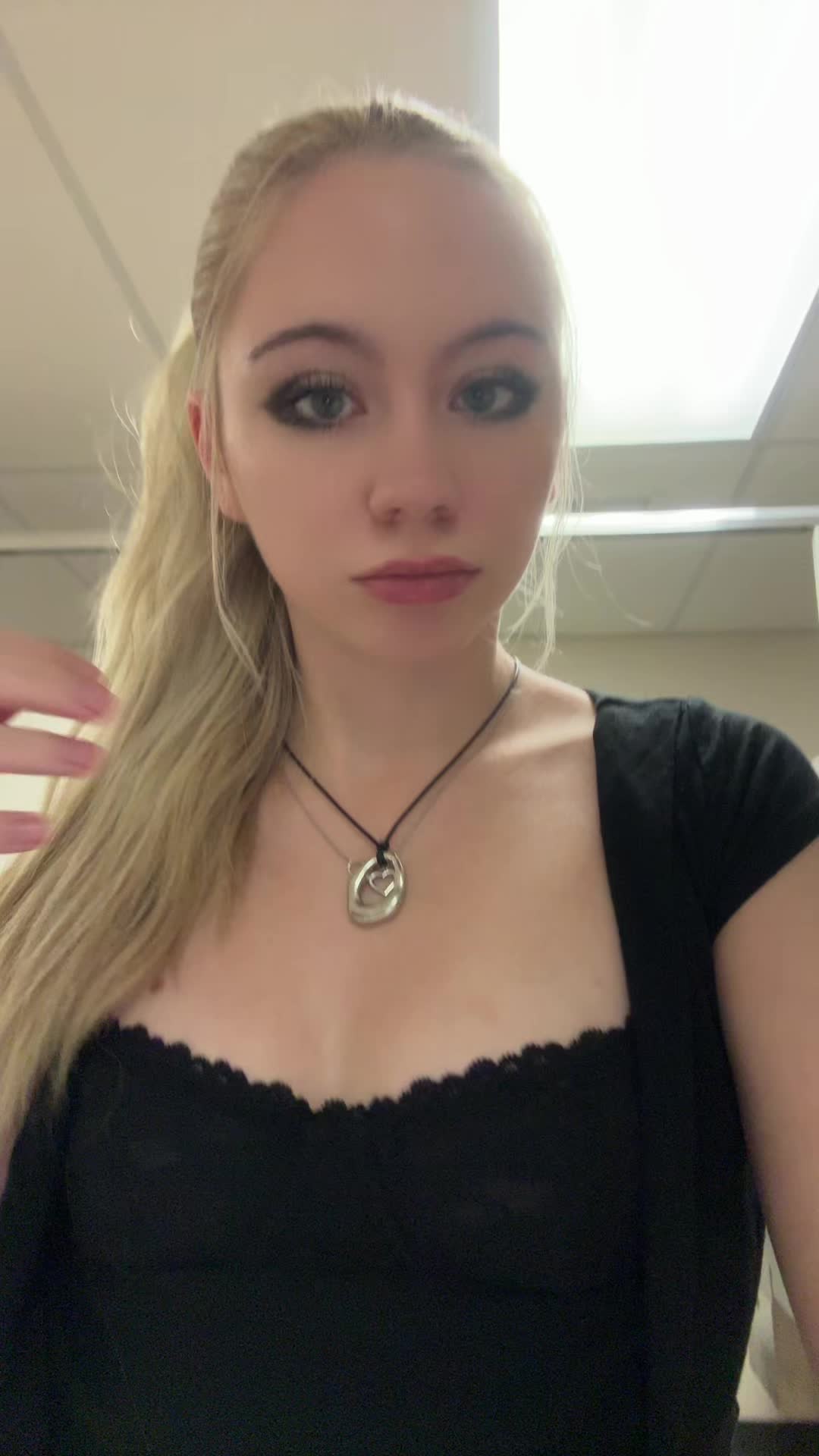 @bri?