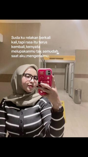 @NiaSari ☘️