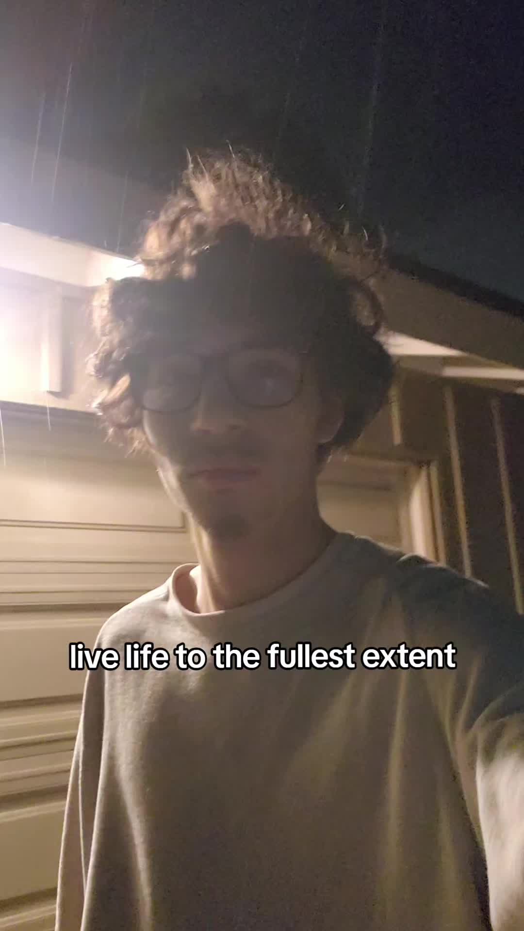 @￶