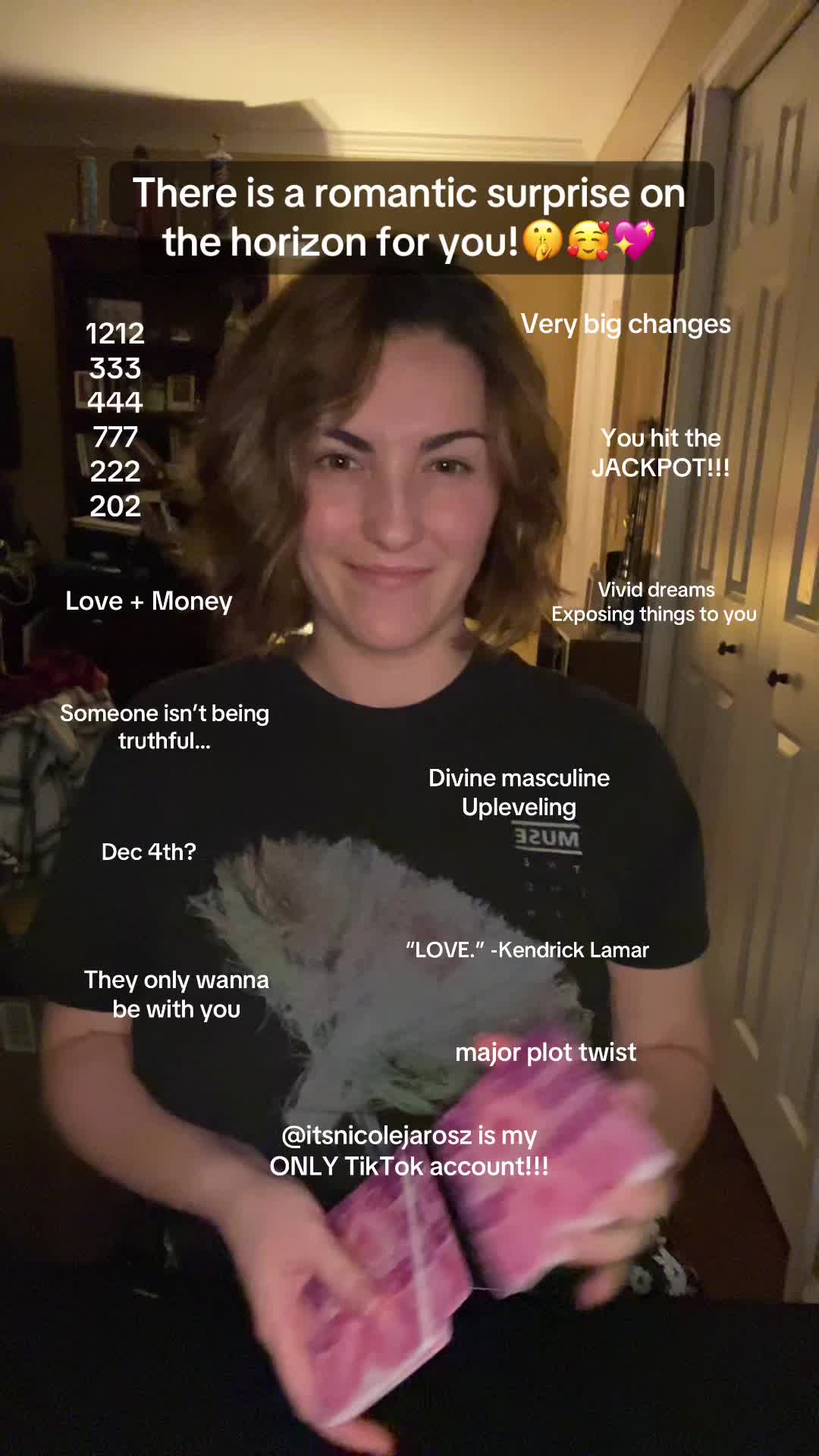 @NICOLE JAROSZ