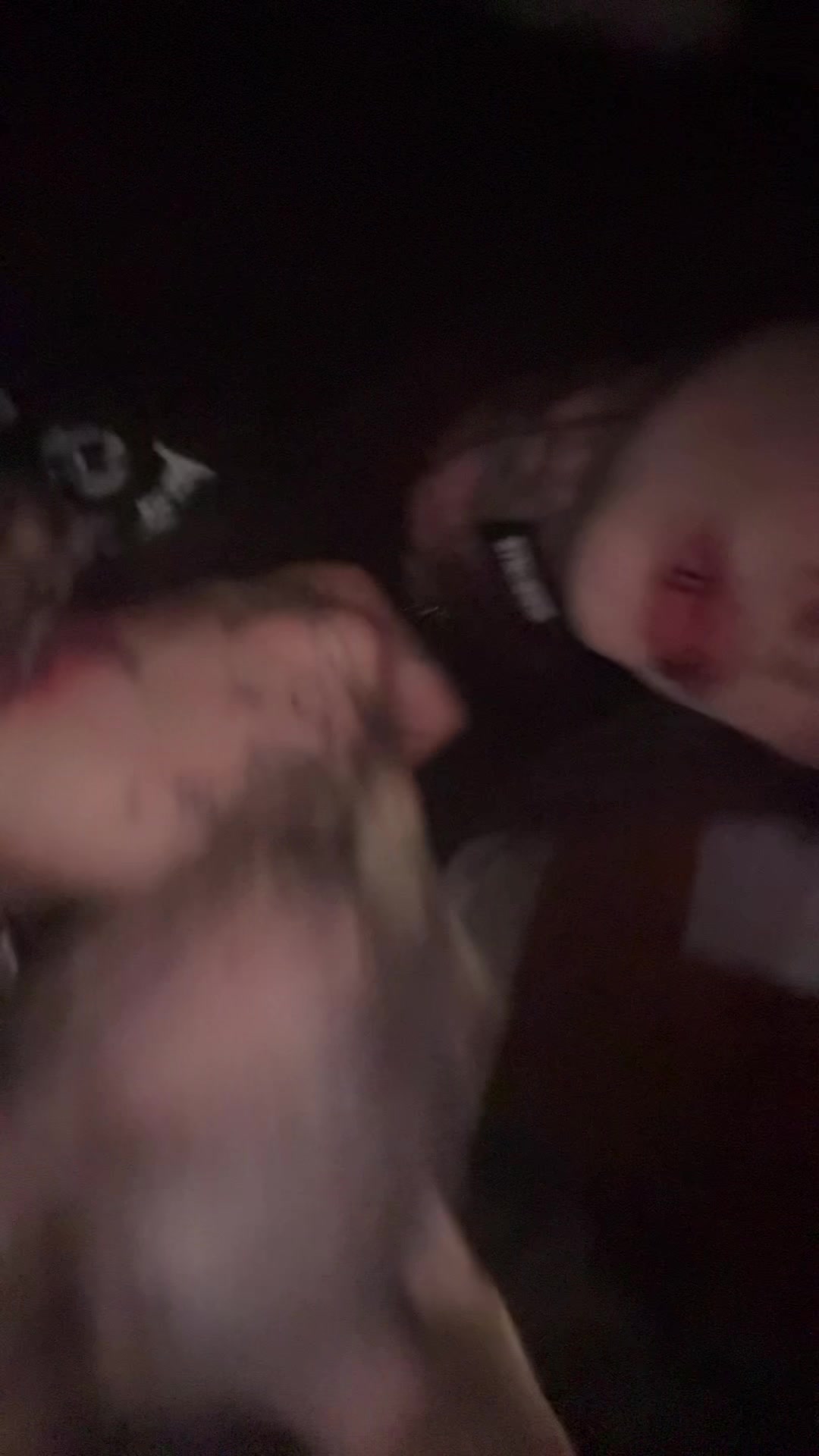 @zommmbri