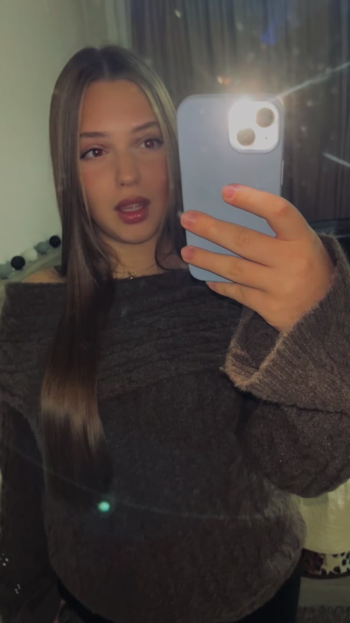 @𝒾𝓋ℴ𝓃𝒶