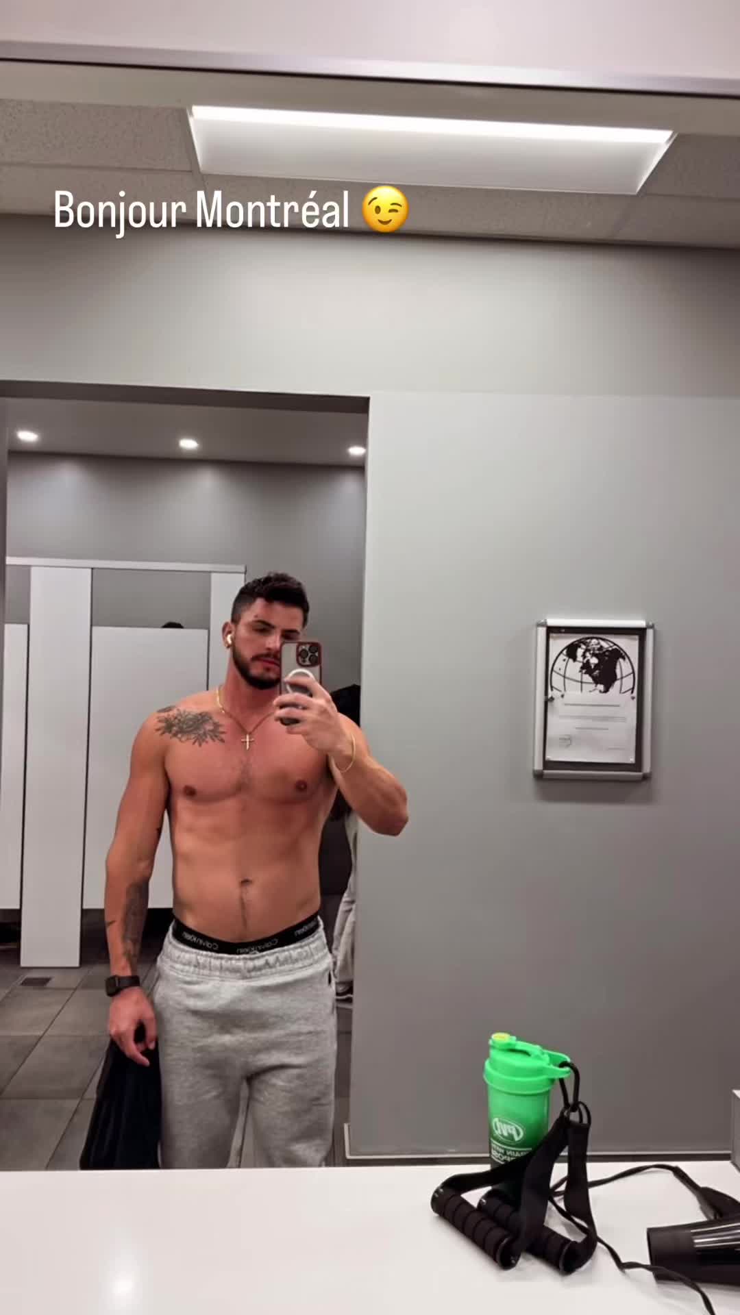 @Alejandro 🦅🍀🙏