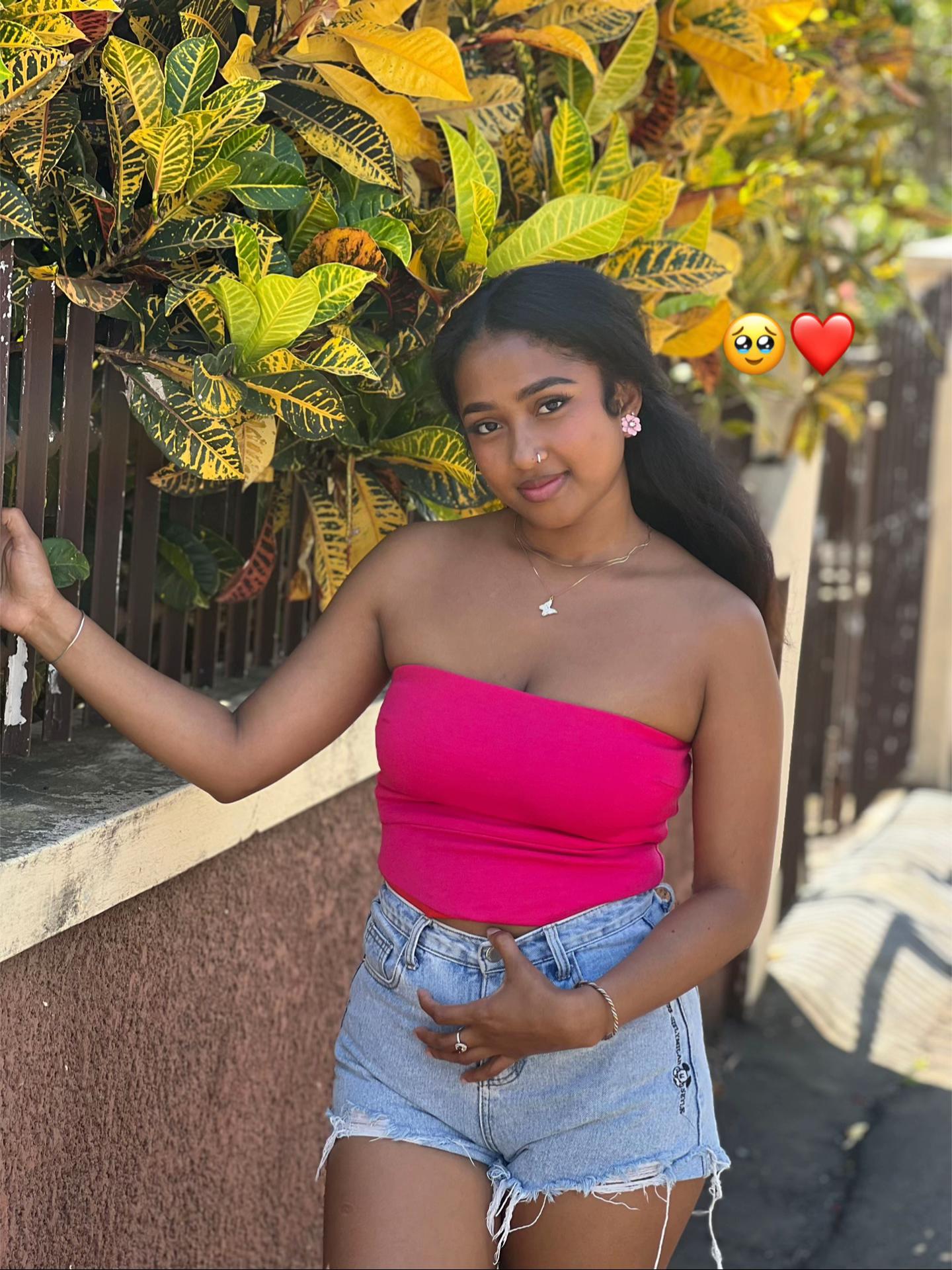 @𝓒𝓵𝓪𝓾𝓻𝓲𝓭𝓪 👸🏽