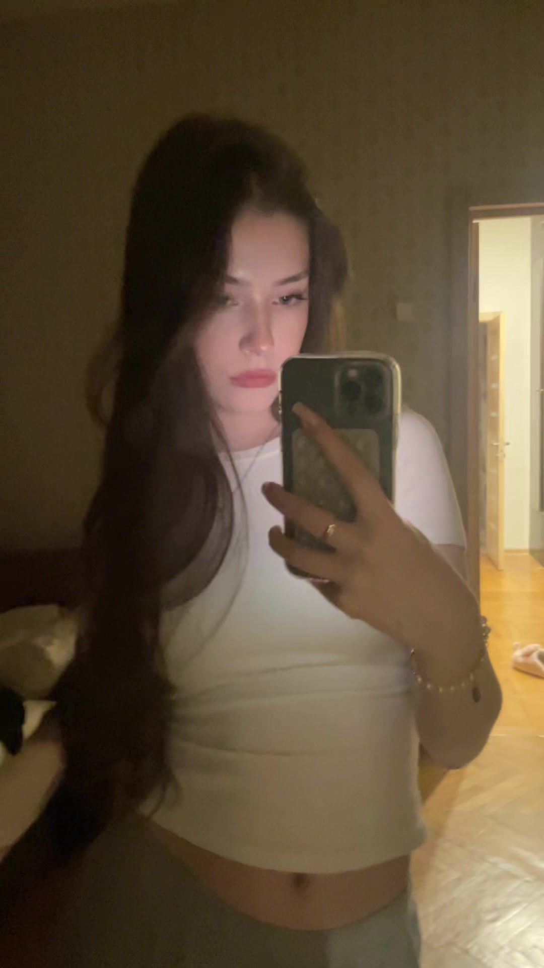 @alinq