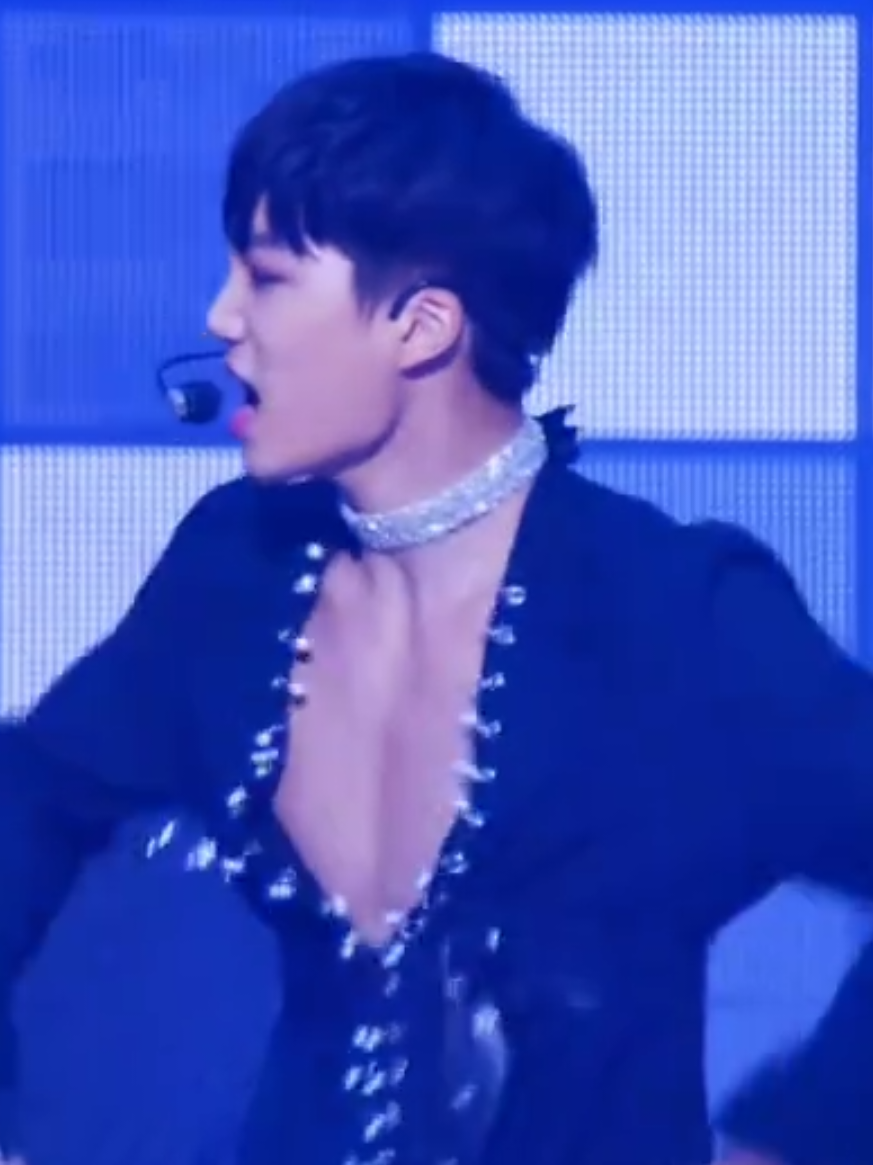 @acervo kim jongin