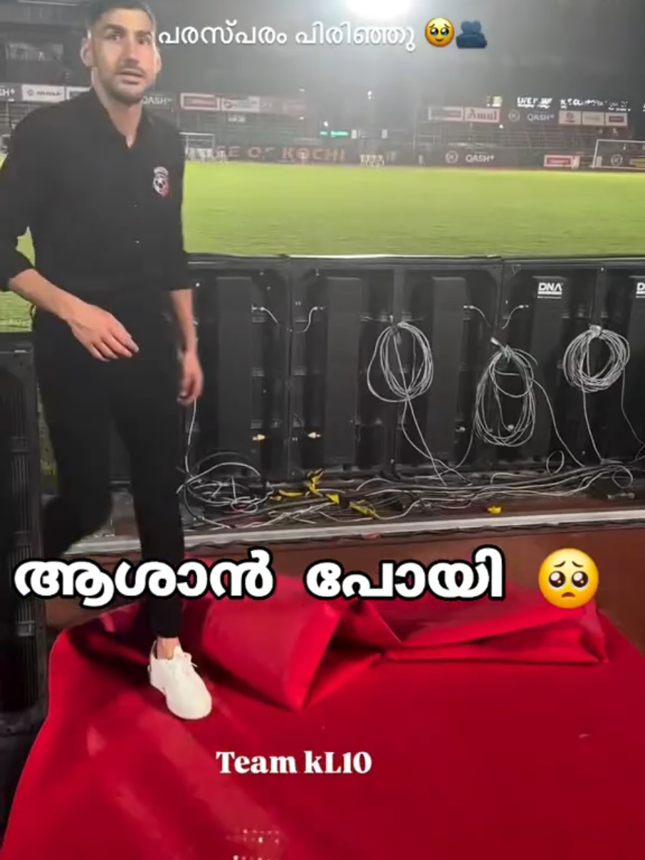 @KL 10 FOOTBALL