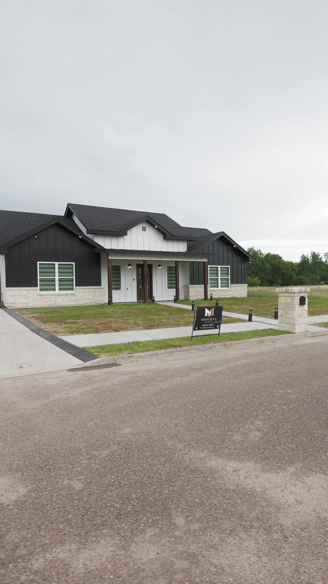 @modernahomes_rgv956