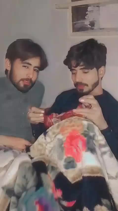 @Hassan 🥀 Raza