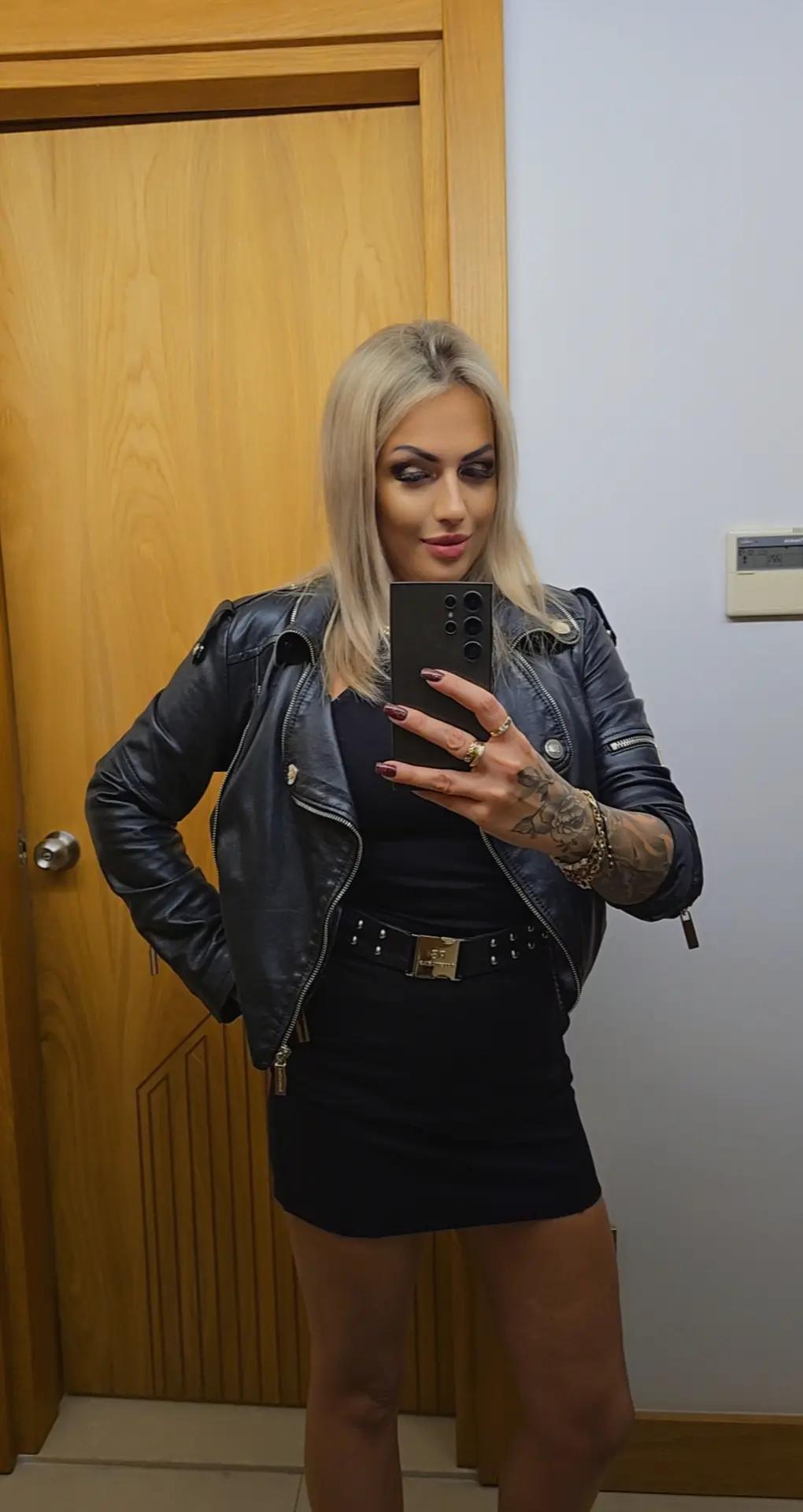 @EwelaAvon