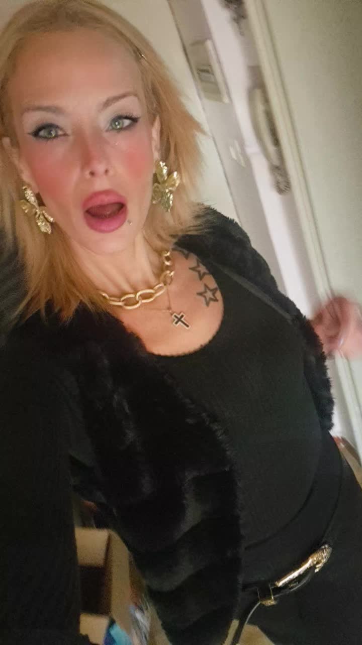 @floraesposito122