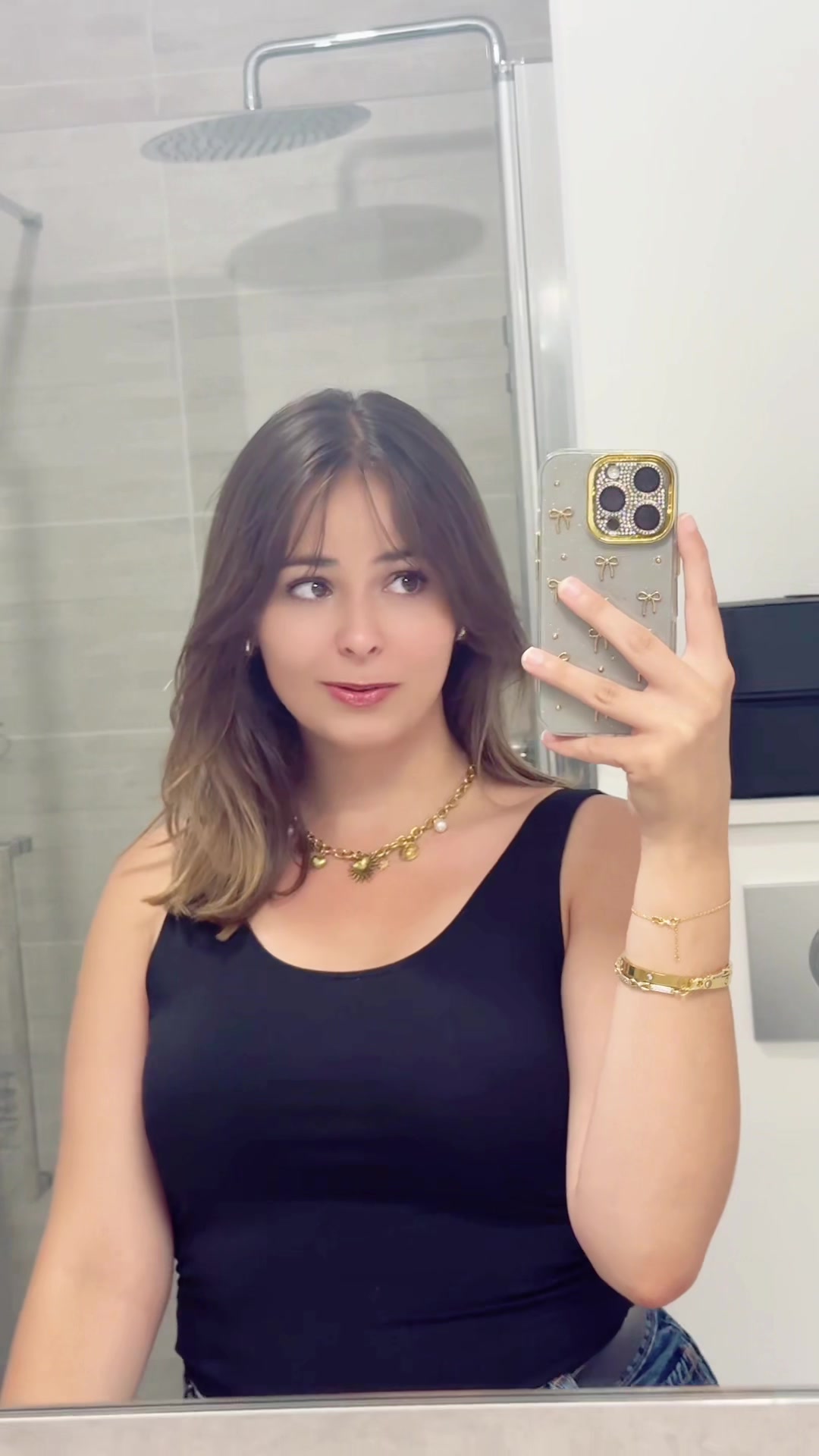 @𝑴𝒂𝒍𝒍𝒐.