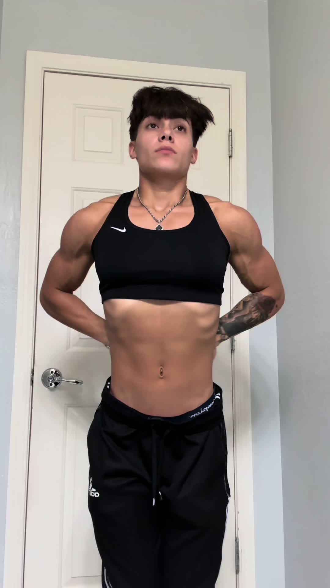 @lynleylifts