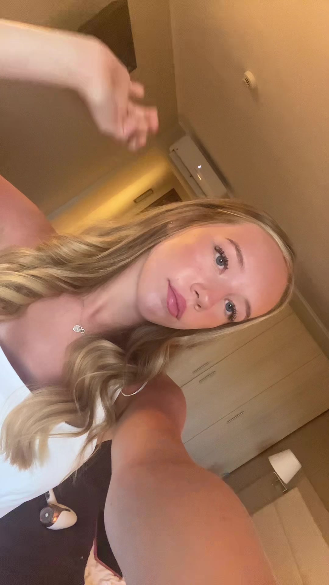 @𝐓𝐢𝐟𝐟𝐚𝐧𝐲