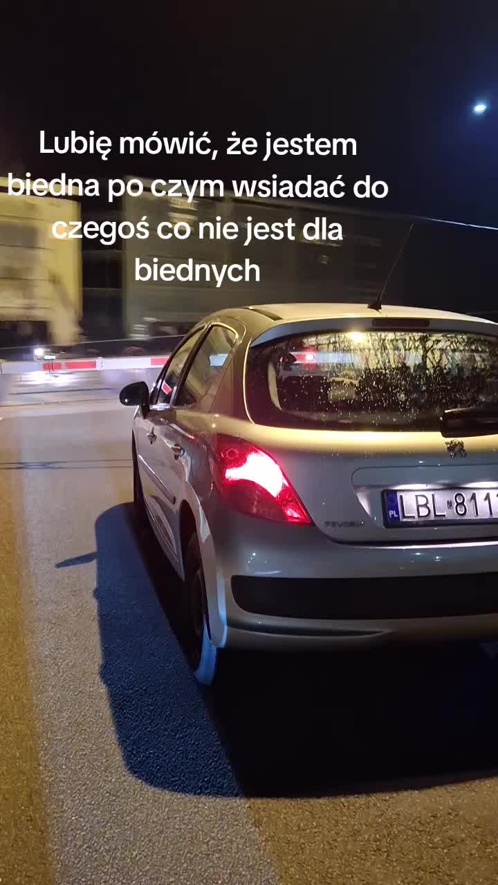 @pezociara💋