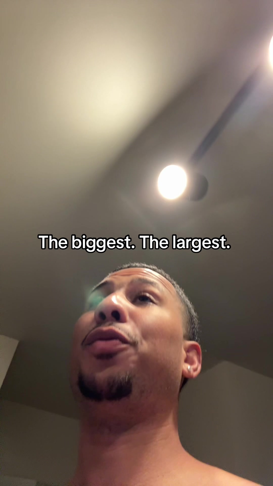 @thequis_