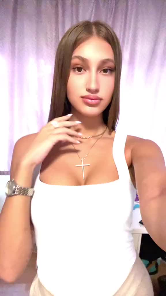 @𝓜𝓪𝓻𝓪