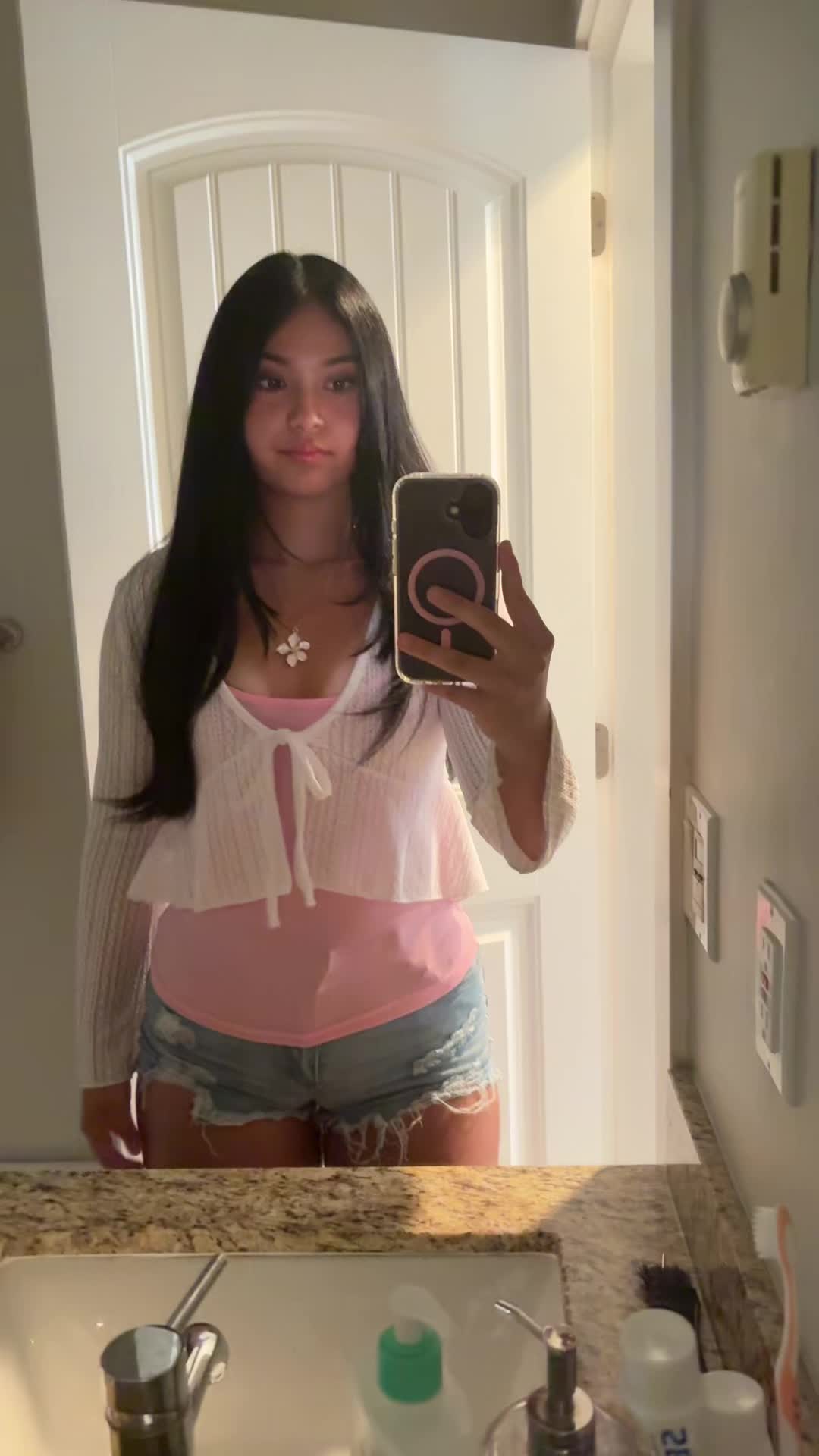 @️
