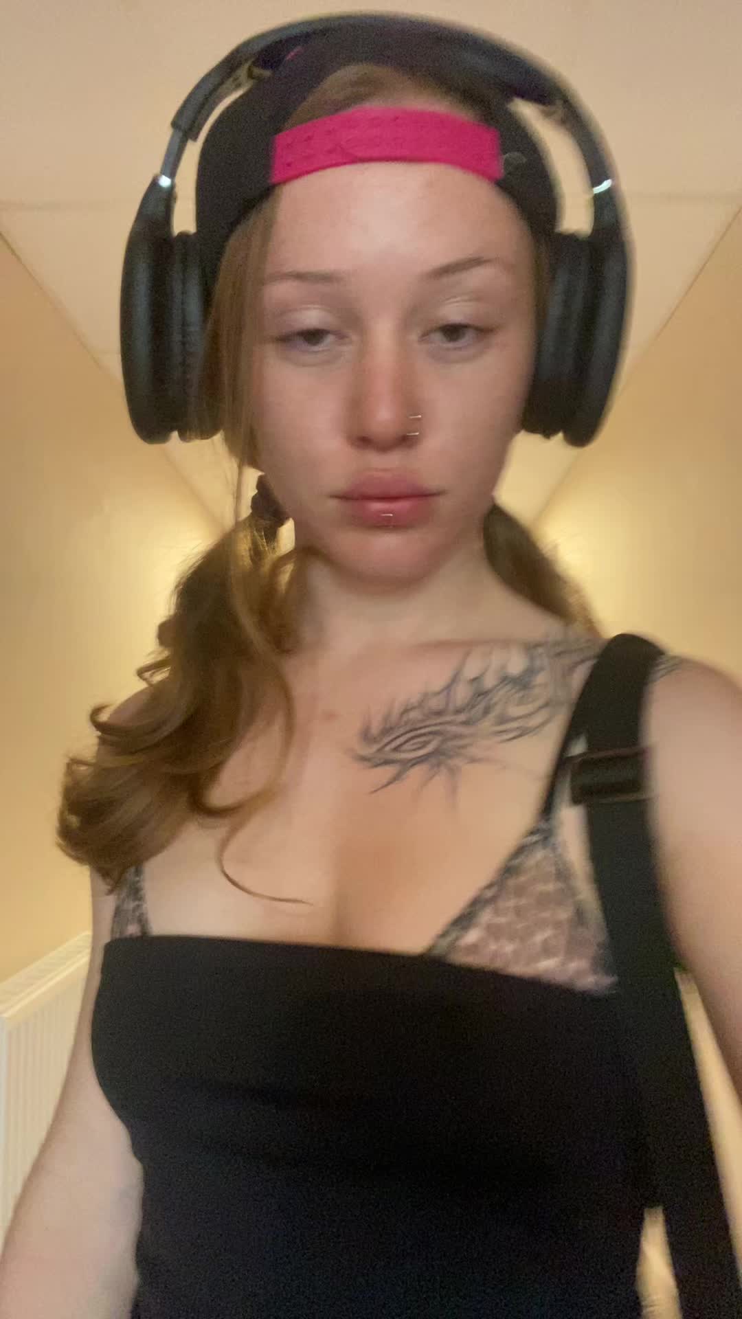 @__gingerB