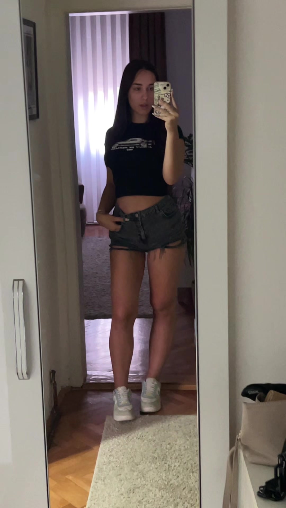 @⚓