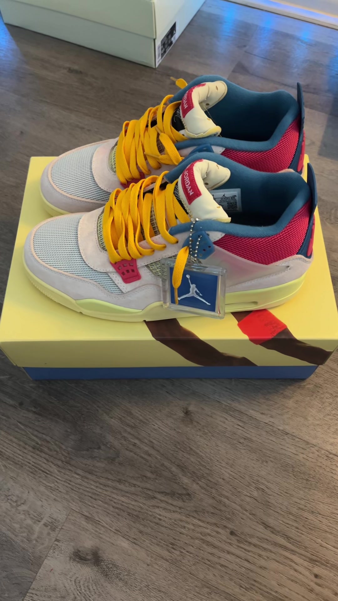 @Mujkickz