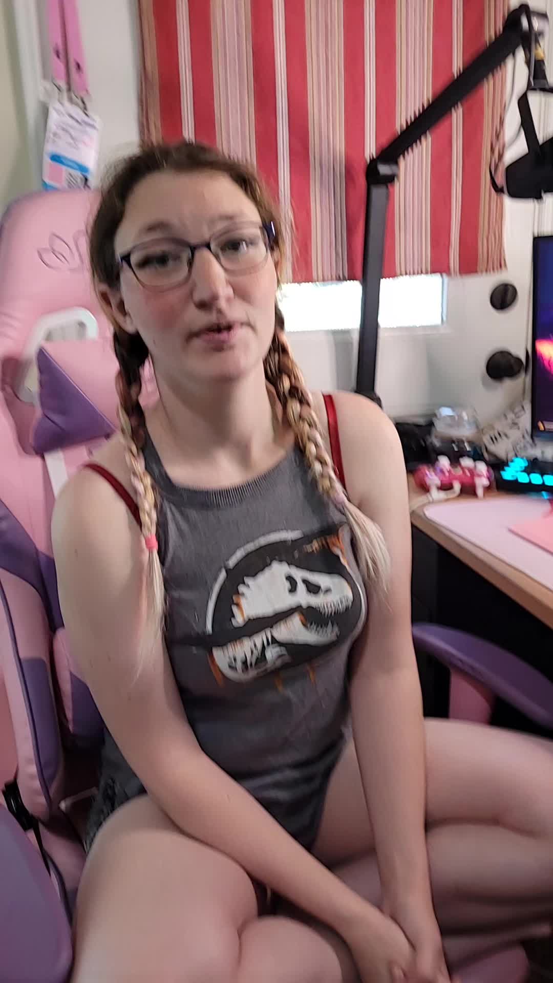 @leah