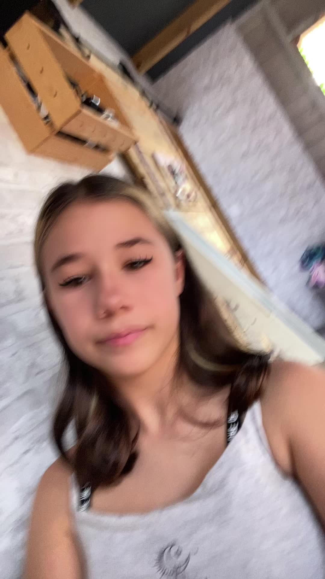 @l1l0u