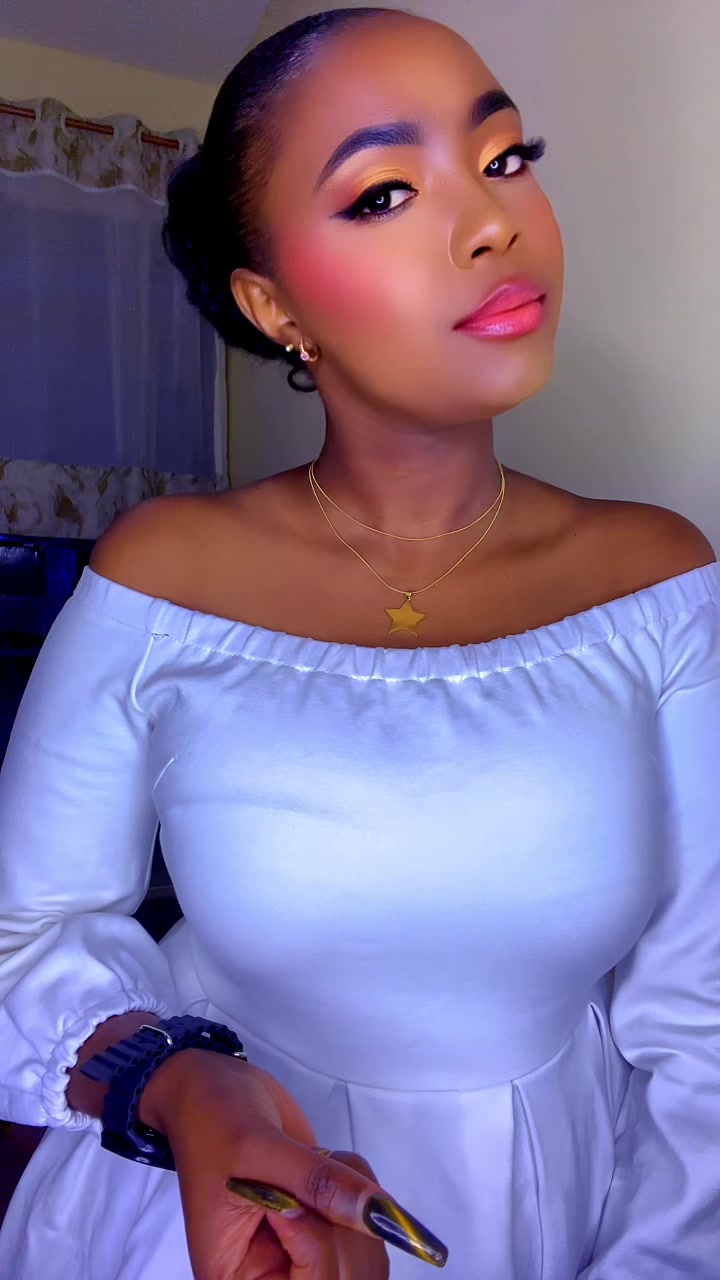 @CJ✨